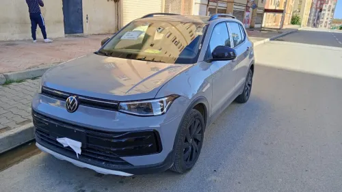 Volkswagen Tharu  2025 Bright Moon Edition 