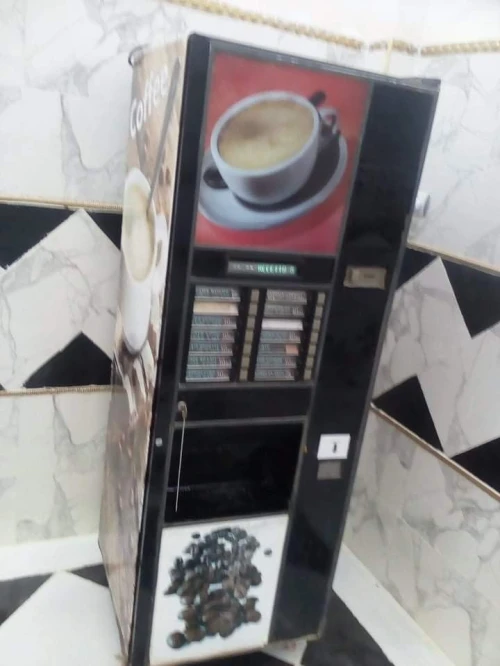 distributeur automatique boissons chaudes