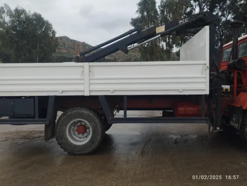 Camion grue 4×4 renault Camion grue 4×4 renault 1985