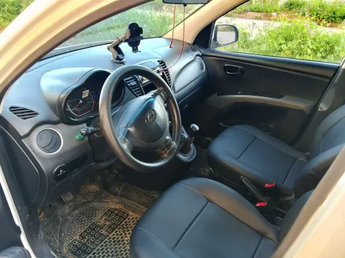 Hyundai i10 Plus 2015 PRESTIGE