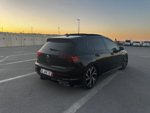 Volkswagen Golf 8 2021 R-Line