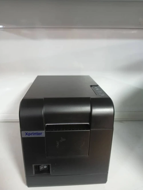 Imprimante d'étiquettes autocollante thermique portable Xprinter XP-233B