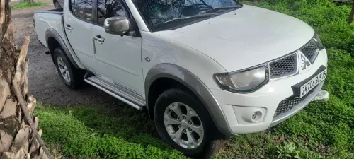 Mitsubishi L200 2015 Doube cabine Evolution
