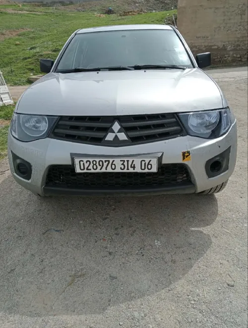 Mitsubishi L200 2014 Doube cabine Evolution