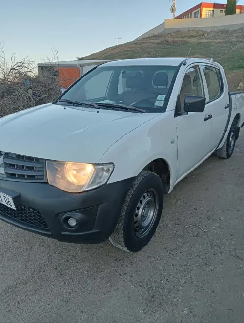 Mitsubishi L200 2011 Doube cabine Evolution