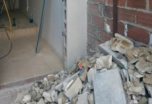 Travaux de Démolition, Terrassement, Nettoyage et évacuation des déchets