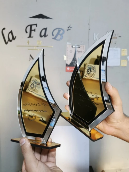 Trophée personalisé cristal gravure et impression