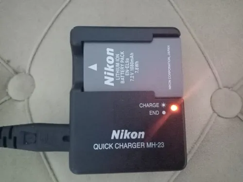 Nikon D3000