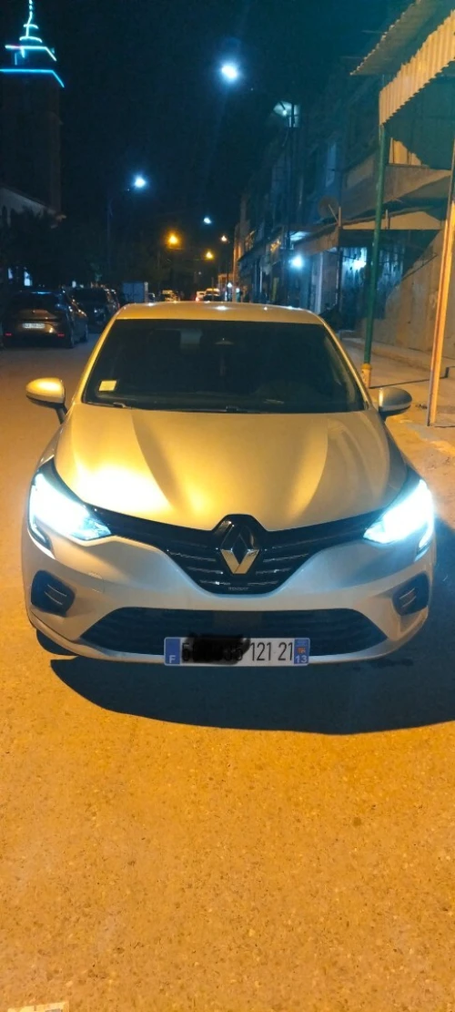 Renault Clio 5 2021 Intans