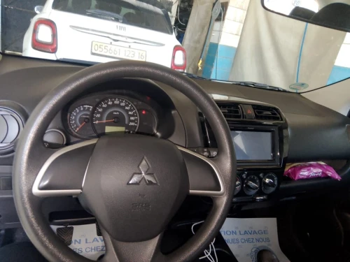 Mitsubishi Space star 2023 