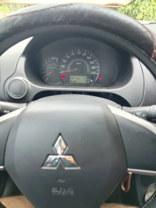 Mitsubishi Space star 2025 