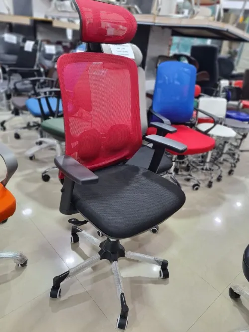 CHAISE AVEC REPOSE TETE ERGONOMIQUE