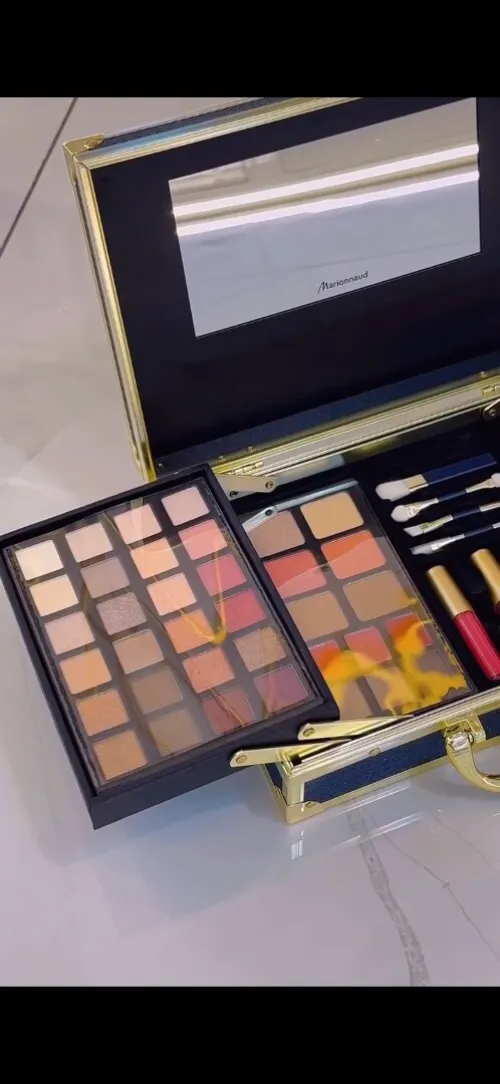 Malette coffret maquillage marionnaud neuf