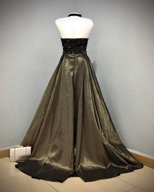 6 robes de soirée en très bon état à vendre