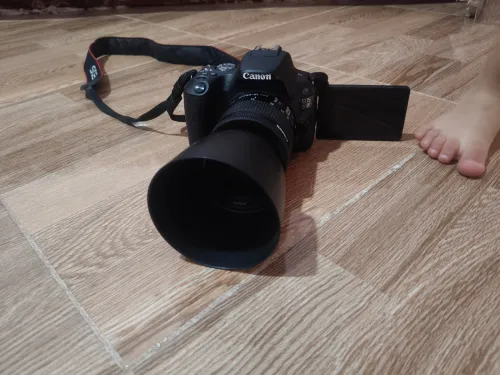 camera canon 200d