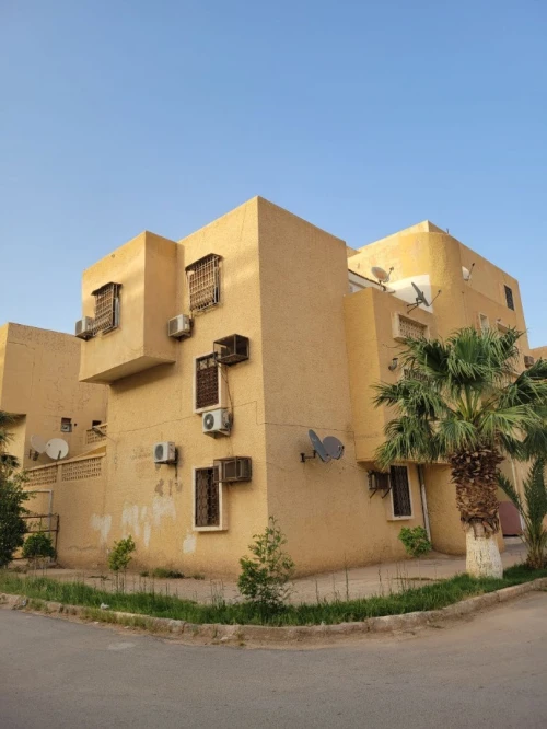 Vente bien immobilier F4 Biskra Biskra