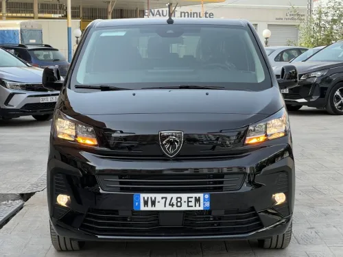 Peugeot Expert 2025 9 place
