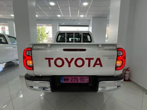 Toyota Hilux 2026 SR5