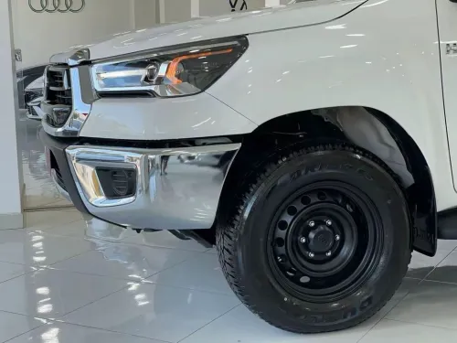 Toyota Hilux 2026 SR5