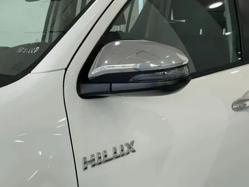 Toyota Hilux 2026 SR5