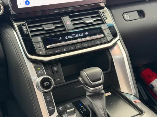 Toyota Land Cruiser  2026 VXR