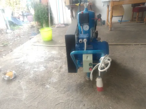 Machine à projeter fini