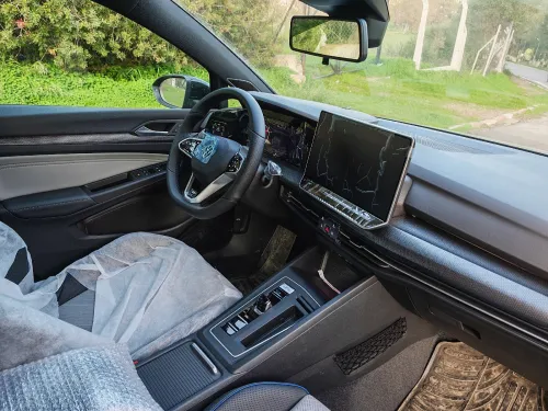 VW Golf 8 2025 R-line