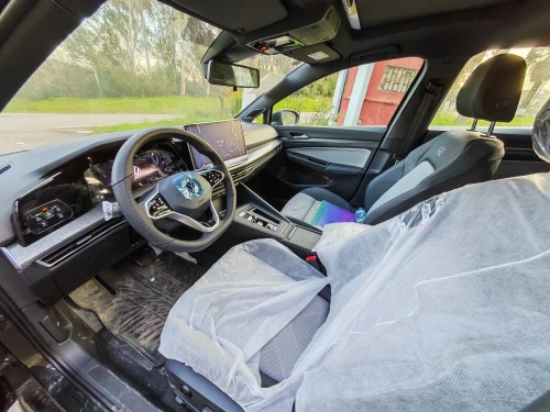 VW Golf 8 2025 R-line