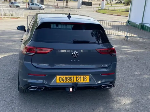 Volkswagen Golf 8 2021 Etsi
