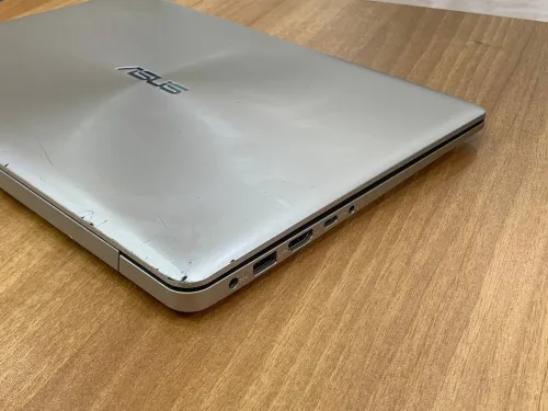 ASUS S14 / INTEL I5 8 EME / 8 G / 256 SSD /14 FHD + CARTBLE