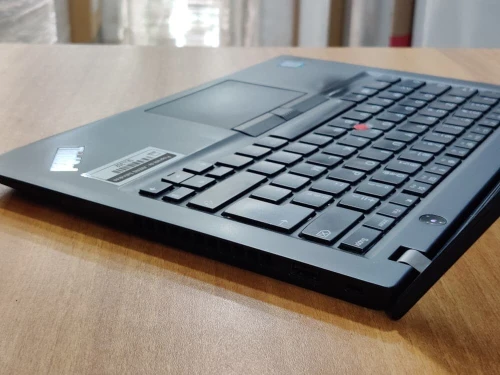 LENOVO THINKPAD T490S ULTRA SLIM I5 8EME / 8G / 256 SSD /14 FHD