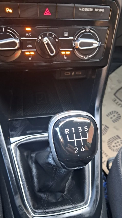 Volkswagen T-Roc 2022 Life