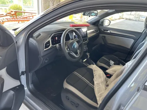 Volkswagen T-Roc 2025 R-Line 