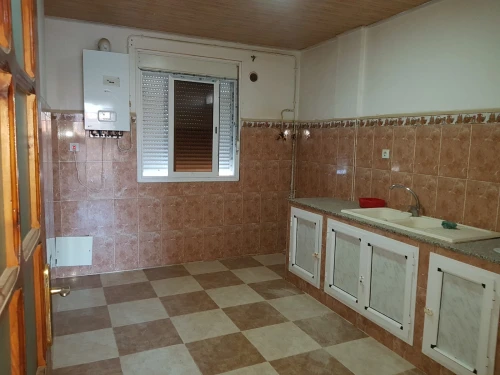 Location Appartement F4 Alger Khraissia