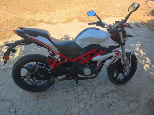 Benelli Benelli TNT 150 2022