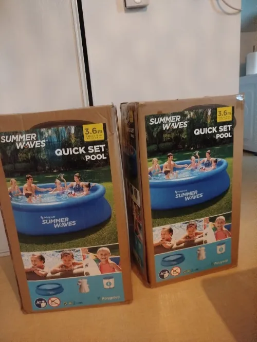 Piscines Summer sous emballages
