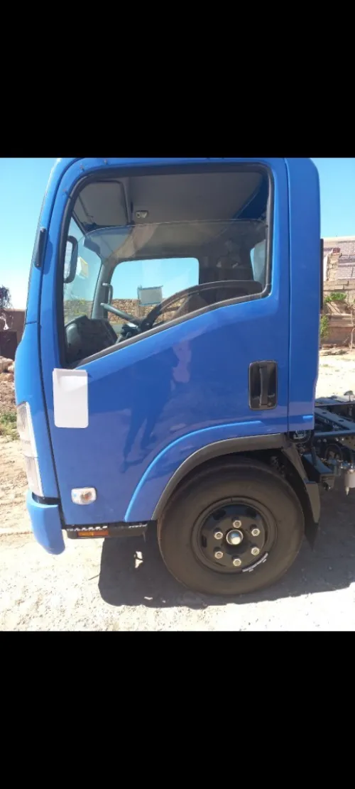 Isuzu seper jombo 2024