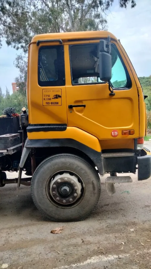 Nissan Ud Diesel 2008