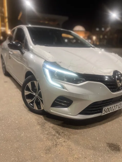 Renault Clio 5  2023 Evolution