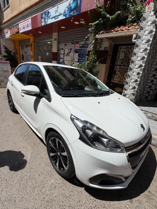 Peugeot 208 2019 Allure Facelift