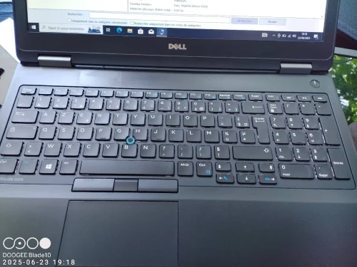 Ordinateur portable Dell i3 ram 8 giga disque dur SSD 