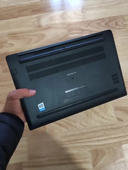 Dell latitude 7490 14" fhd 8/256 NVMe