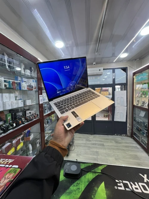 LENOVO yoga slim 7i pro