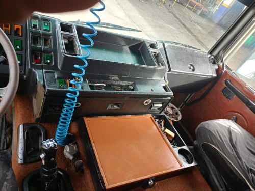 Volvo F-12 1985