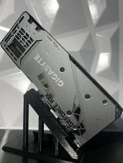 RTX 3070 GIGABYTE 3 FAN / GPU / 8GB