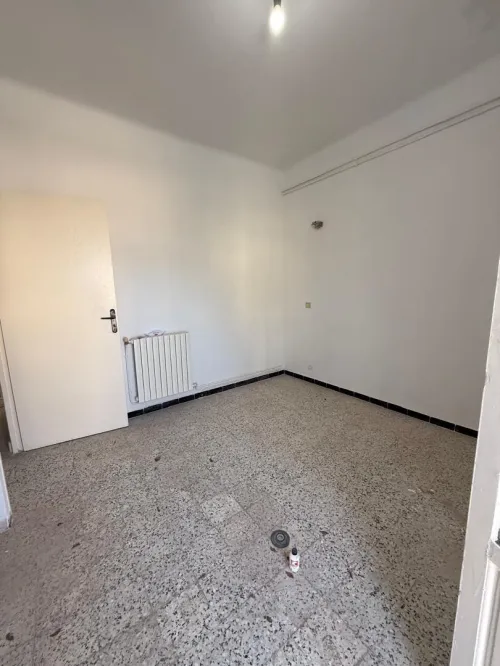 Location Appartement Niveau de villa F4 Alger Dely brahim