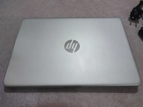 Vend laptop Hp14s-dq0000sf