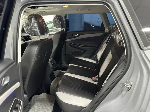 Jetta  VS5 2025 Full options