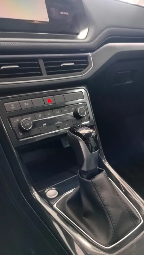 Volkswagen Tharu  2026 Bright Moon Edition 