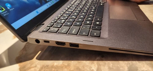 DELL LATITUDE 5300 2-IN-1 I7 8665U 16GB 256GB SSD 13,3 FHD TACTILE X360